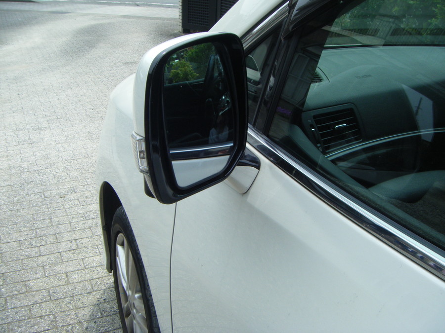 コーナーポールって何 必要性や使い方を解説します クルマネット